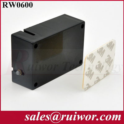 RW0600 Fios retráteis de braço lateral com função de parada de ratel fornecedor